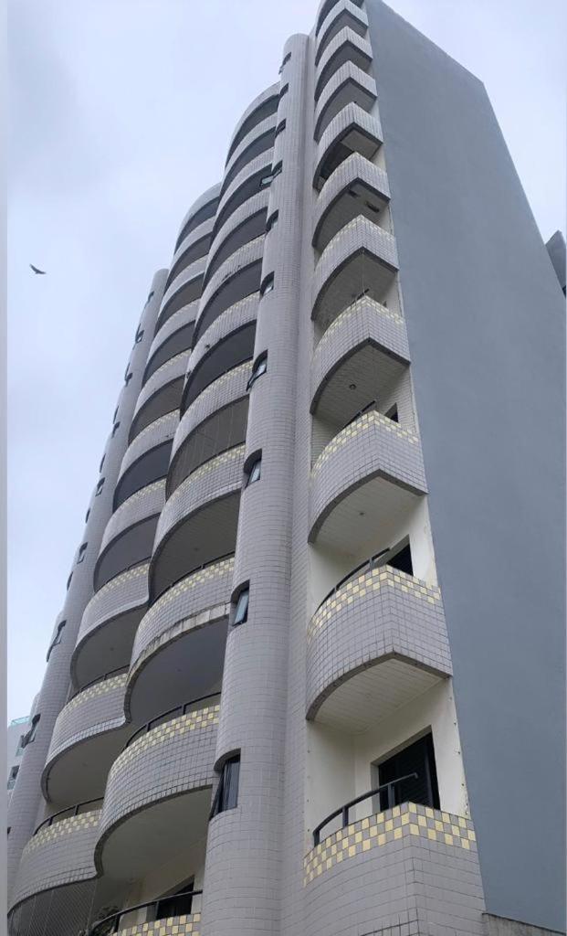 Com Piscina Enseada Guaruja